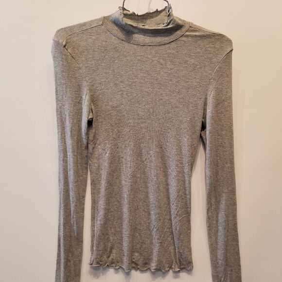 Abound Grey Light Weight Turtleneck Long Sleeve Comfortable Women's Size Small - Picture 1 of 9